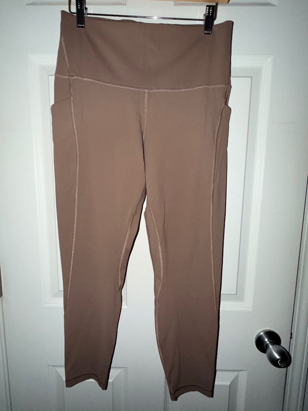 Women's Lululemon Align High-waisted leggings with pockets